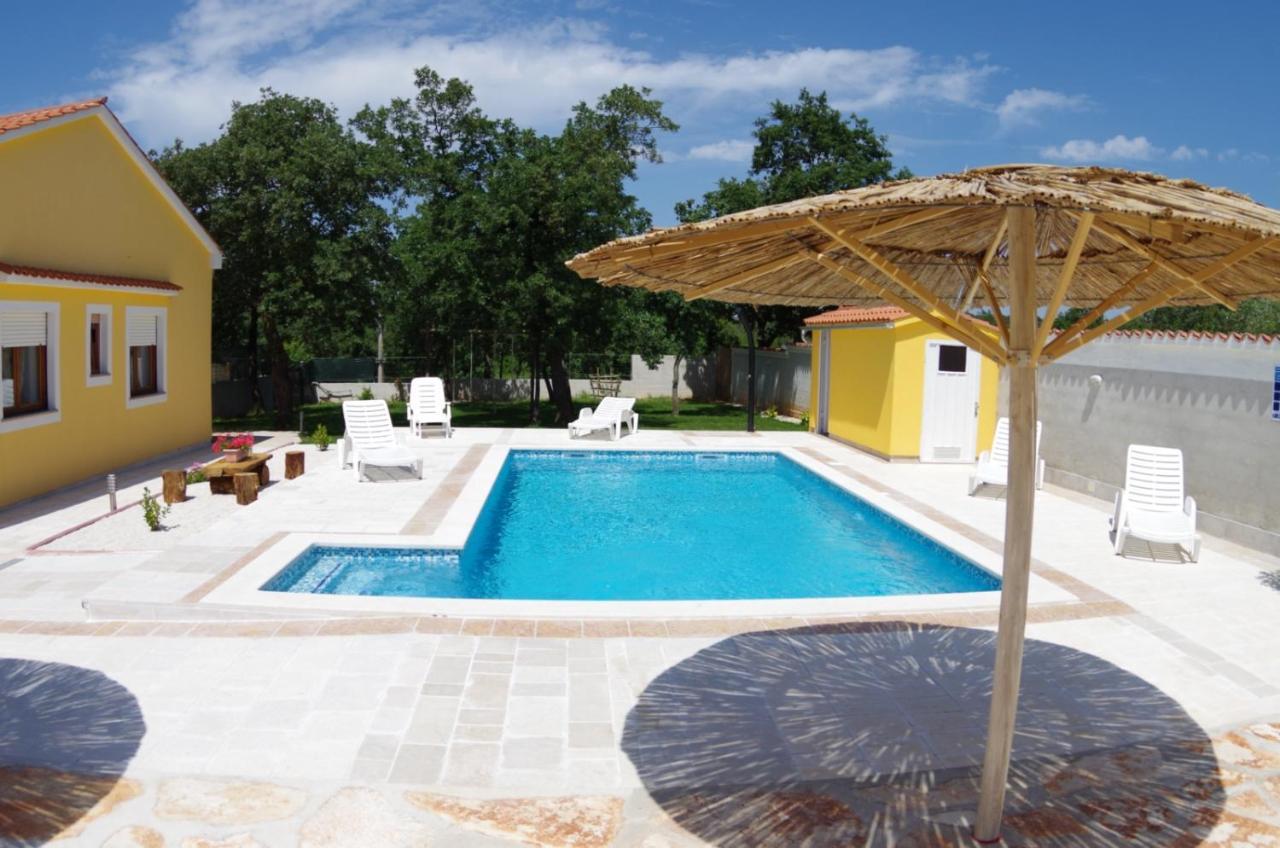 House Oliva, Sveti Kirin Holiday home