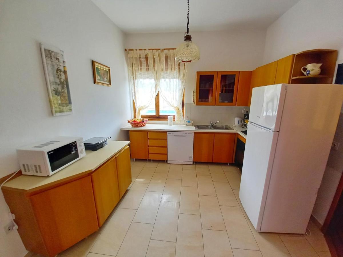 House Oliva, Sveti Kirin Holiday home Svetvincenat