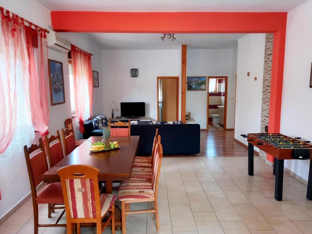House Oliva, Sveti Kirin Holiday home *